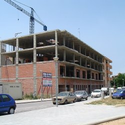 EDIFICIO DE VIVIENDAS EN FIGUERES